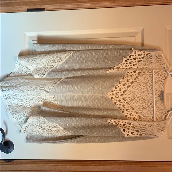 Cardigan - Picture 1 of 4